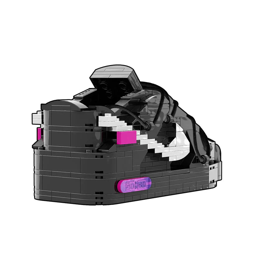 SB DUNK OFF WHITE LOT 50 BLACK SNEAKER BRICKS