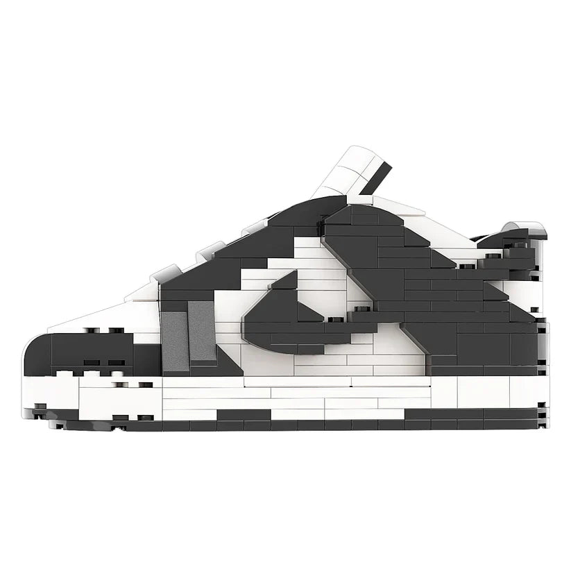 SB LOW DUNK PANDA BLACK SNEAKER BRICKS