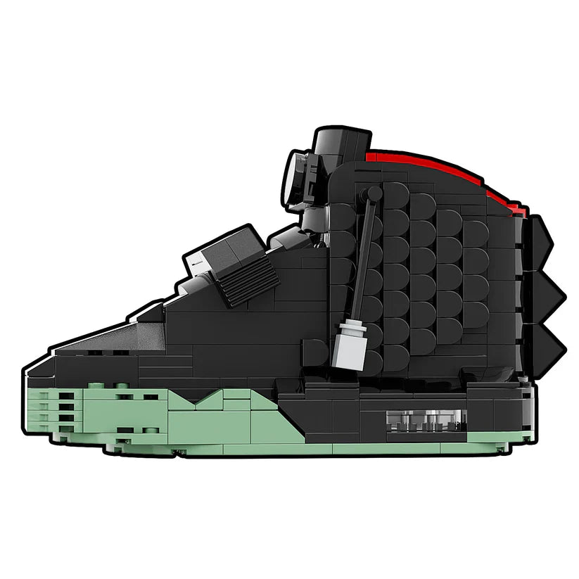 YEEZY SOLAR BLACK SNEAKER BRICKS